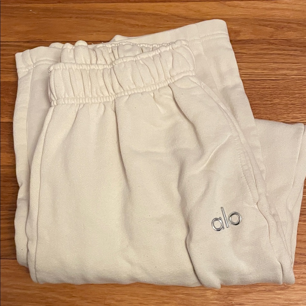 ALO Yoga Off-White Sweatpants